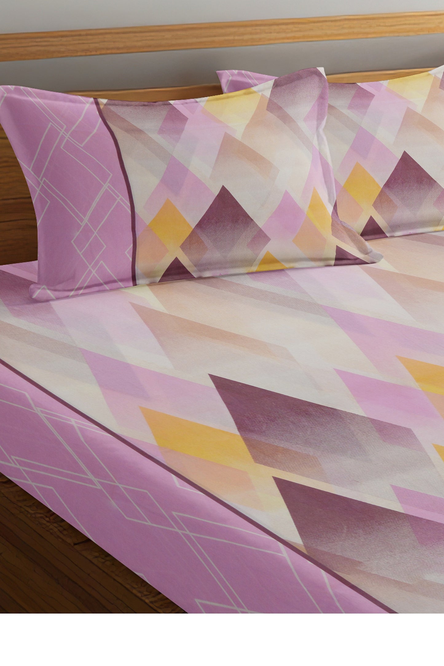 Fantasy Gold 100% Cotton Queen Size Double Bedsheet